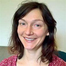 Dr Katharina Karcher
