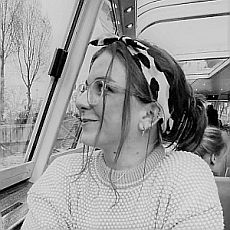 Dr Kelly Mackenzie