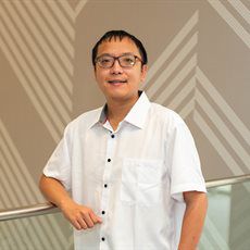 Dr Junqi (Billy) Tang